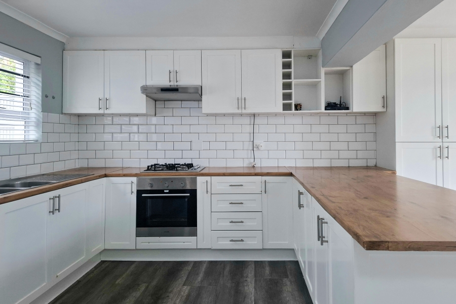 To Let 3 Bedroom Property for Rent in Welbedacht Western Cape